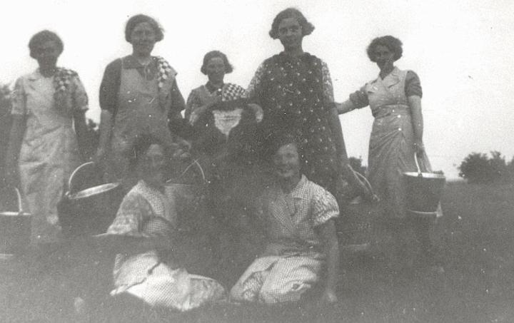 Marie en andere melkmeisjes.jpg